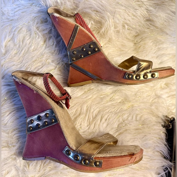 Vintage Collin Stewart Studded Wedge Heels – Size 11 – Rare Boho Glam Look - Picture 1 of 9